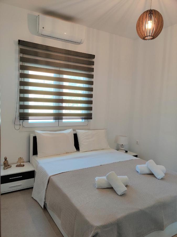 Mare Monte Luxury Apartments 3 Nea Skioni Buitenkant foto